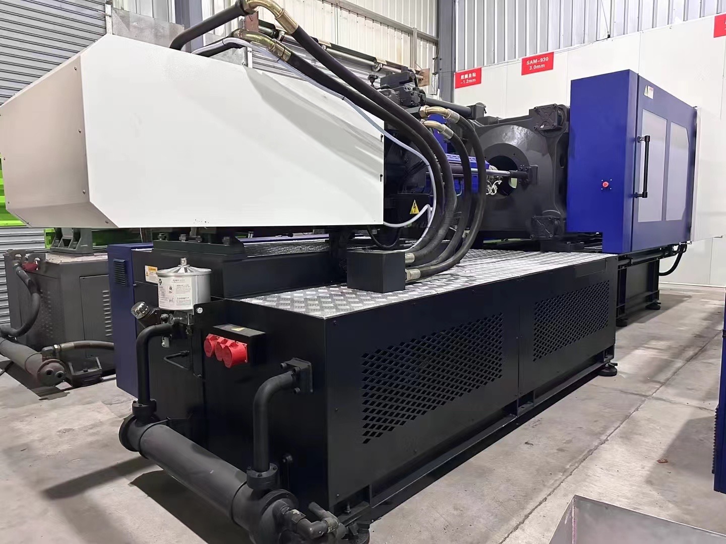 Haitian ma380T plastic injection molding machine